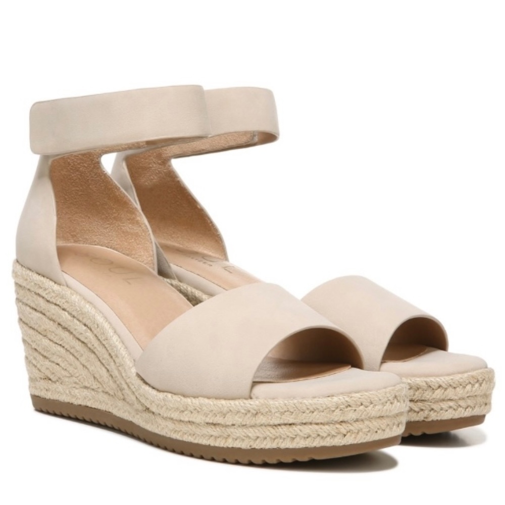 Naturalizer Soul size 6 wedge sandals